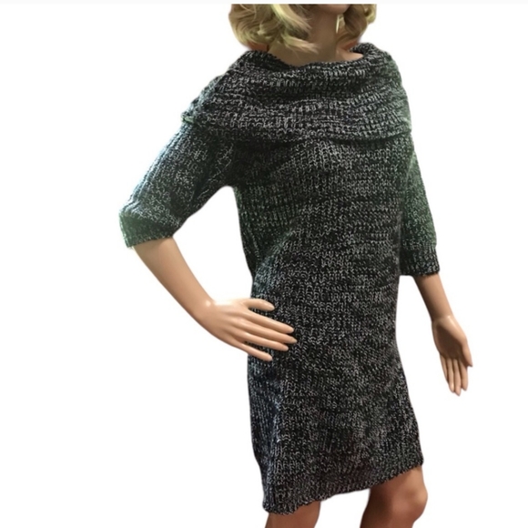 Heather Knit Tunic Dress - Picture 4 of 10